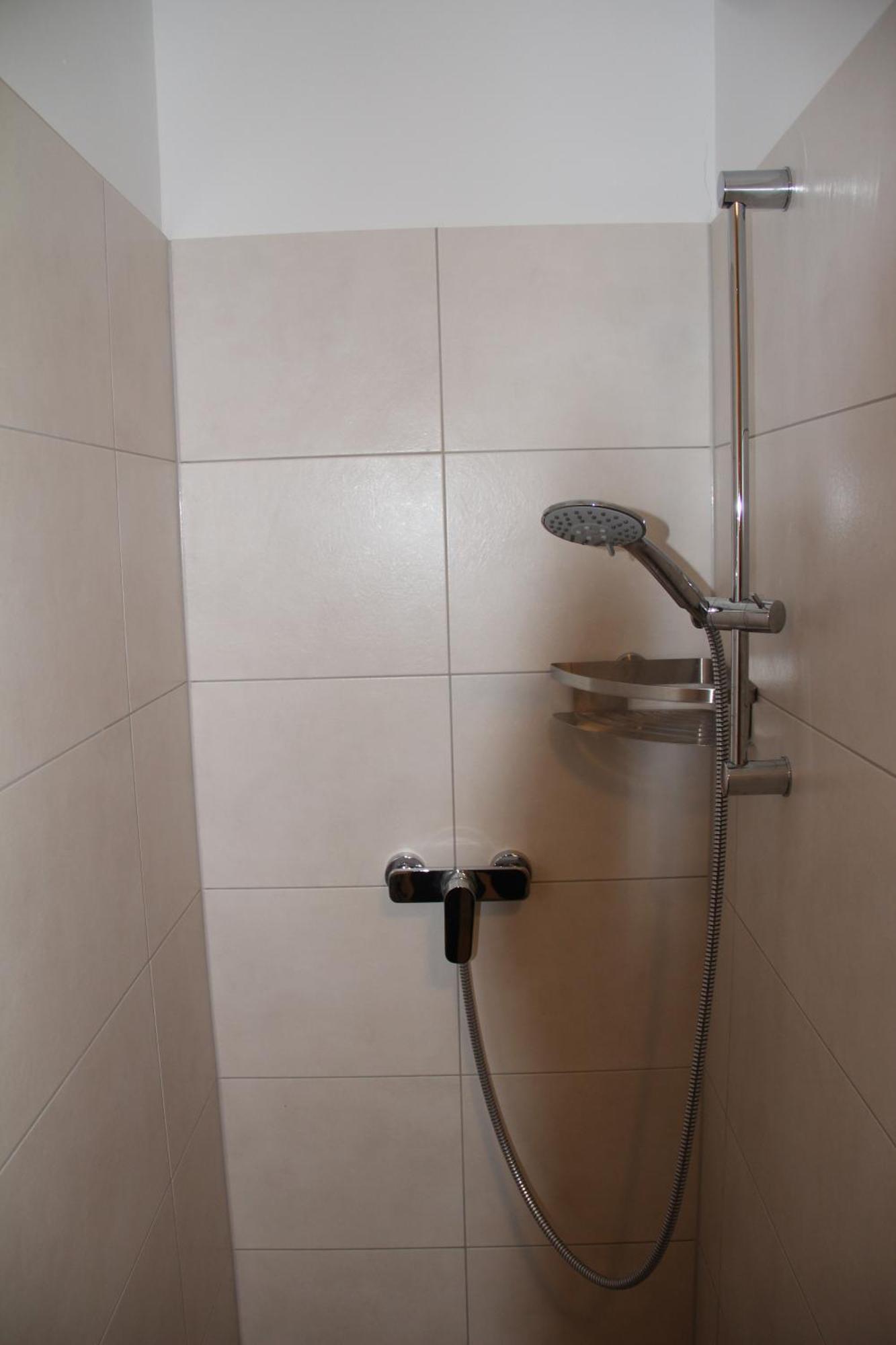 אנגרוויצדורף Workers Appartements Kreuzwirt מראה חיצוני תמונה